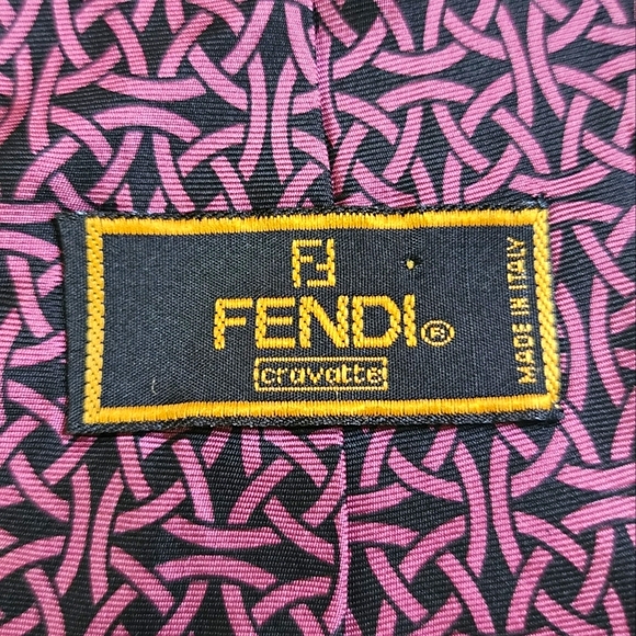 FENDI Black Purple Printed Pure Silk Man's Tie - Picture 1 of 6